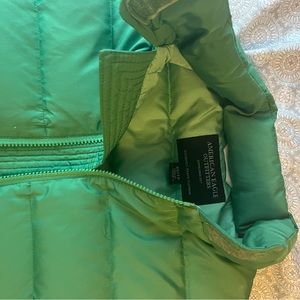 Abercrombie&flinch green puffer vest